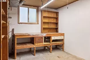 2885 SW 89th Ave, Portland, OR 97225 - Photo 33