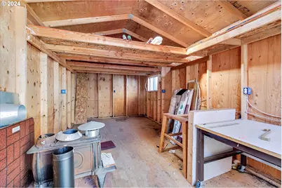 570 N 10th Ave #10, Cornelius, OR 97113 - Photo 33