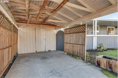 570 N 10th Ave #10, Cornelius, OR 97113 - Photo 5