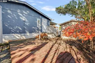 570 N 10th Ave, Cornelius, OR 97113 - Photo 29