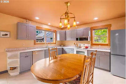 355 University Ave, Manzanita, OR 97130 - Photo 11