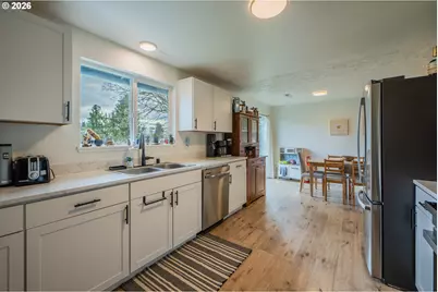 612 NE High St, Goldendale, WA 98620 - Photo 11