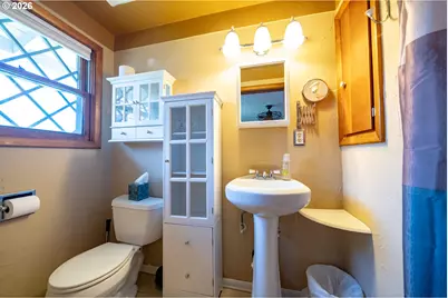 850 Empire St NW, Salem, OR 97304 - Photo 13