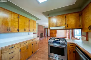 850 Empire St NW, Salem, OR 97304 - Photo 9