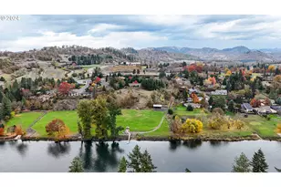 1081 Umpqua College Rd, Roseburg, OR 97470 - Photo 41