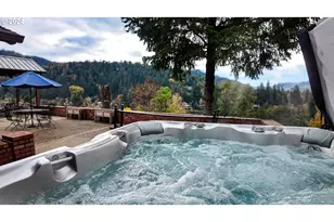 1081 Umpqua College Rd, Roseburg, OR 97470 - Photo 39