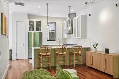 2132 NW 16th Ave, Portland, OR 97209 - Photo 15