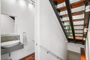2132 NW 16th Ave, Portland, OR 97209 - Photo 27