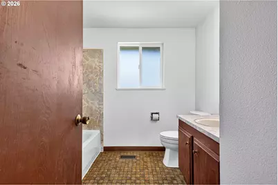 22517 SE Morrison St, Gresham, OR 97030 - Photo 21