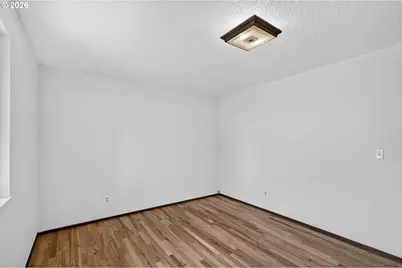 22517 SE Morrison St, Gresham, OR 97030 - Photo 19