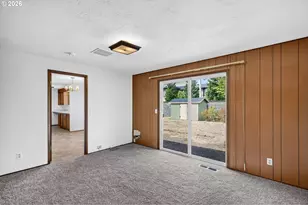 22517 SE Morrison St, Gresham, OR 97030 - Photo 17