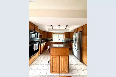 12410 SE 43rd Ave, Milwaukie, OR 97222 - Photo 5