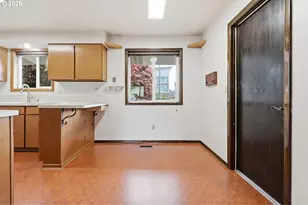 9402 NE Hazel Dell Ave, Vancouver, WA 98665 - Photo 11