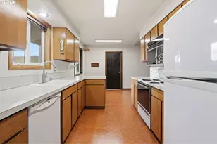 9402 NE Hazel Dell Ave, Vancouver, WA 98665 - Photo 7