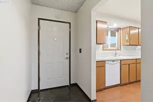 9402 NE Hazel Dell Ave, Vancouver, WA 98665 - Photo 5