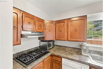 1005 Maple St, Myrtle Point, OR 97458 - Photo 13
