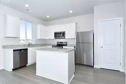 1342 NE 8th Ave, Battle Ground, WA 98604 - Photo 7