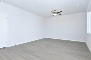 1342 NE 8th Ave, Battle Ground, WA 98604 - Photo 3