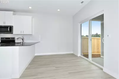 1350 NE 8th Ave, Battle Ground, WA 98604 - Photo 9
