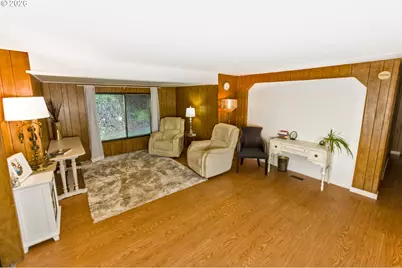 51298 Myrtle Creek Rd, Myrtle Point, OR 97458 - Photo 5