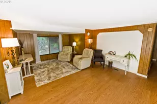 51298 Myrtle Creek Rd, Myrtle Point, OR 97458 - Photo 5