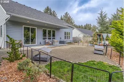 5792 NE Voyage Ave, Lincoln City, OR 97367 - Photo 9
