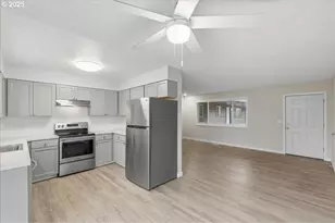 15607 SE 1st St, Vancouver, WA 98684 - Photo 29