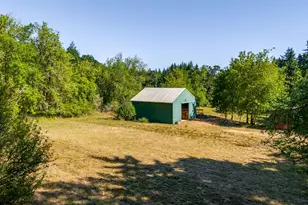 3400 NW High Heaven Rd, McMinnville, OR 97128 - Photo 43