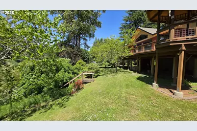 203 Burchard Dr, Scottsburg, OR 97473 - Photo 11