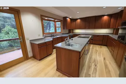 203 Burchard Dr, Scottsburg, OR 97473 - Photo 27