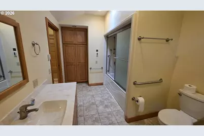 203 Burchard Dr, Scottsburg, OR 97473 - Photo 37