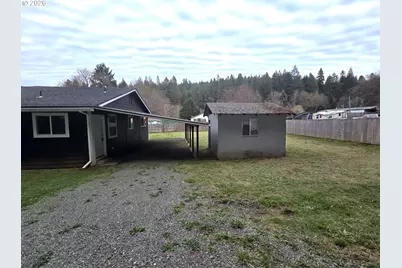 148 Montgomery Ave, Glendale, OR 97442 - Photo 3