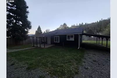 148 Montgomery Ave, Glendale, OR 97442 - Photo 5