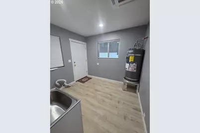 148 Montgomery Ave, Glendale, OR 97442 - Photo 21