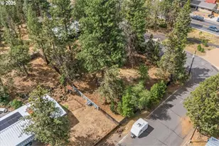 438 NE 9th St, Bend, OR 97701 - Photo 19