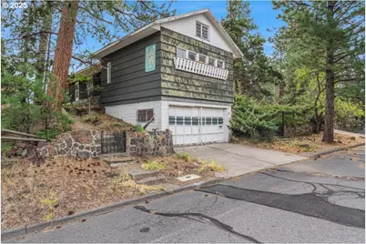 438 NE 9th St, Bend, OR 97701 - Photo 7