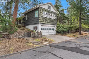 438 NE 9th St, Bend, OR 97701 - Photo 7