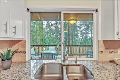 2755 Warren St, Eugene, OR 97405 - Photo 15