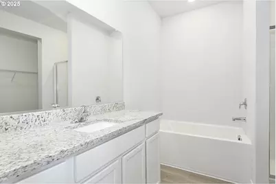 5909 NE 68th St, Vancouver, WA 98661 - Photo 11