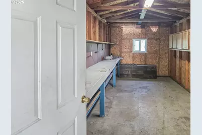 550 S State St #115, Sutherlin, OR 97479 - Photo 15