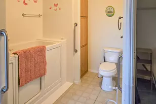 550 S State St, Sutherlin, OR 97479 - Photo 11