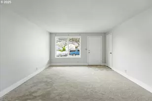 1079 SW 179th Ave, Beaverton, OR 97003 - Photo 7