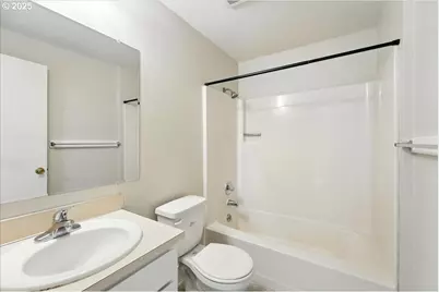 1079 SW 179th Ave, Beaverton, OR 97003 - Photo 19