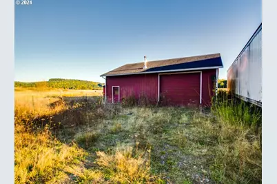 15165 Airport Way, Vernonia, OR 97064 - Photo 13