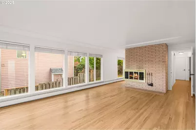 10200 SW 70th Ave, Portland, OR 97223 - Photo 5