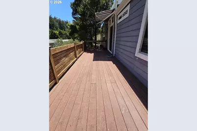 29315 Dottie Ln, Gold Beach, OR 97444 - Photo 11