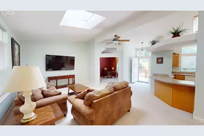29315 Dottie Ln, Gold Beach, OR 97444 - Photo 5