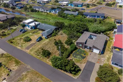1306 NW Parker Ave, Waldport, OR 97394 - Photo 13