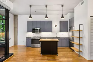 408 NW 12th Ave, Portland, OR 97209 - Photo 9
