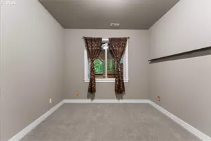 7444 SE 114th Ave, Portland, OR 97266 - Photo 35